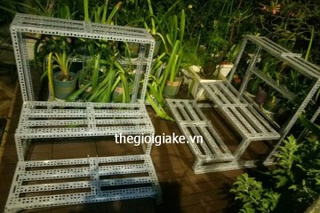 Kệ sắt để cây cảnh – Kệ sắt V lỗ đa năng