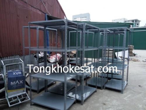 Giá sắt lắp ráp