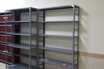 Kệ sắt V lỗ Hoàng Mai